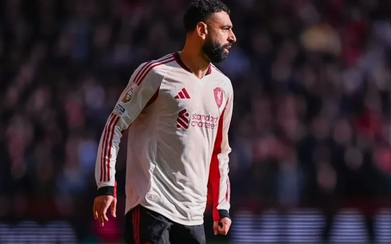أسباب تدفع محمد صلاح نحو تمديد تعاقده مع نادي ليفربول حتى 2027